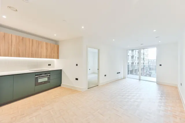 London, SW11, photo 2