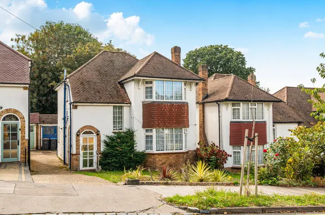 Raglan Court, South Croydon, CR2, photo 1