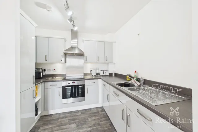 Photo 2 — Micklewait Avenue, Crigglestone, West Yorkshire, WF4