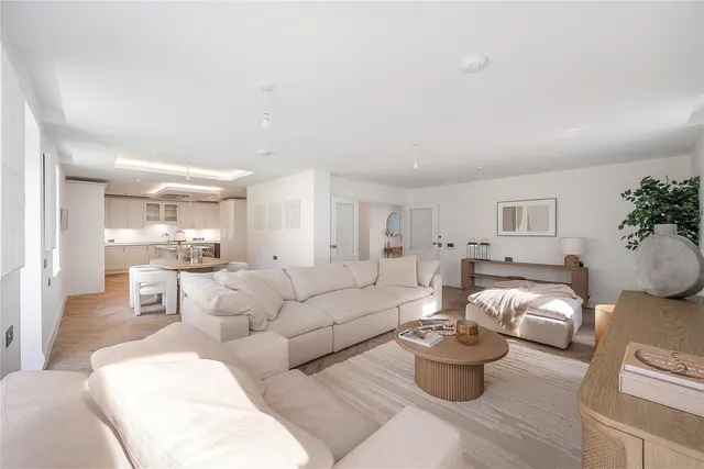 Kingston Hill, Kingston-Upon-Thames, KT2, photo 1