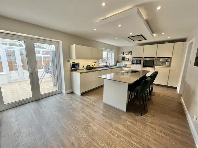 Kingsbury Drive, Wilmslow, SK9, photo 3