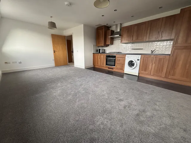 Moors Walk, Welwyn Garden City, AL7, photo 1