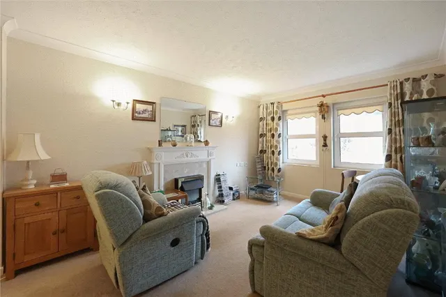 Litchdon Street, Barnstaple, EX32, photo 2