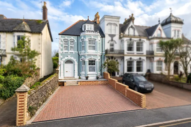 Pendarves Road, Camborne, TR14, photo 1