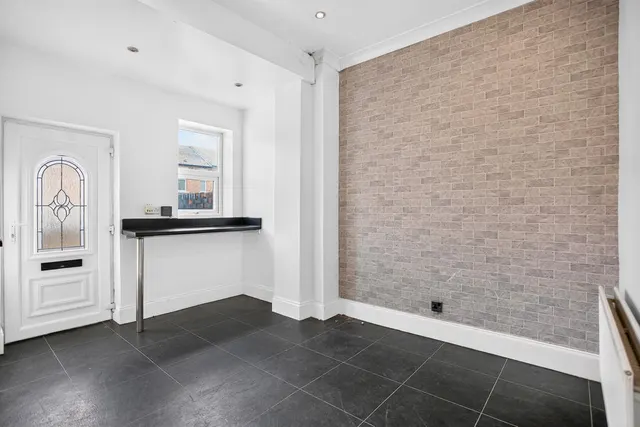 Newcastle Upon Tyne NE5 5JQ, NE5, photo 3