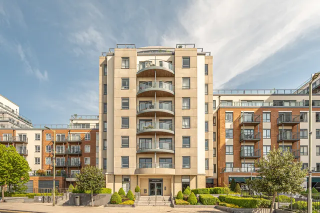 49 Claremont House, 14 Aerodrome Road, London, photo 1