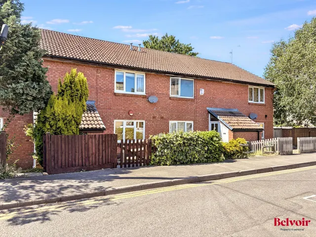 Photo 3 — St Annes Terrace, Cheltenham, GL52
