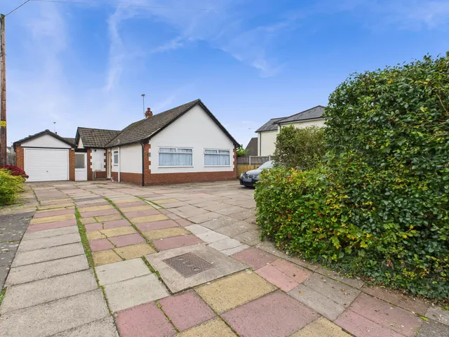 Broughton Lane, Wistaston, Crewe, CW2 8JR, photo 1