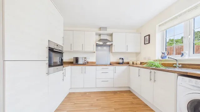 Photo 2 — Mayfield Gardens, BASTON, MARKET DEEPING, PE6