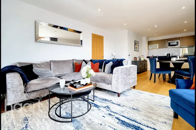 Wharf Approach, Leeds, LS1, photo 3