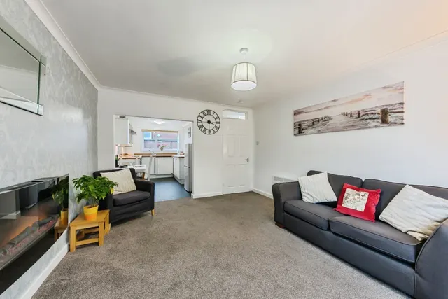 Park Lane, Macclesfield, SK11, photo 3