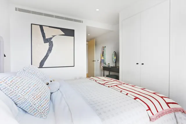 York Way, London, N1, photo 1