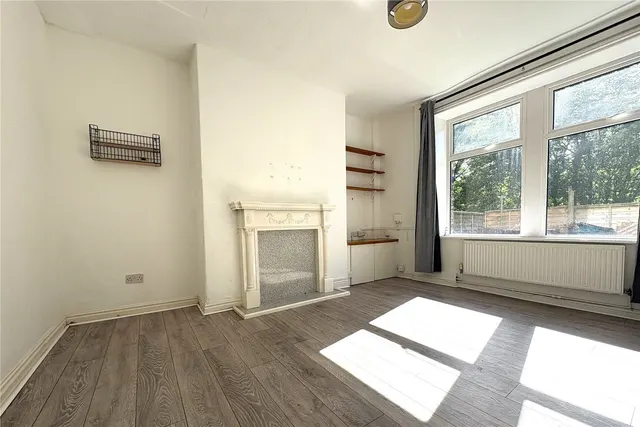 Stoney Royd Terrace, Halifax, HX3, photo 3