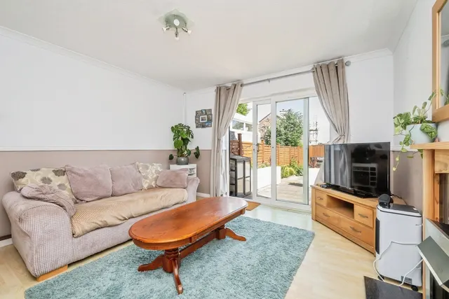 Cedar Drive, Torpoint, PL11, photo 2
