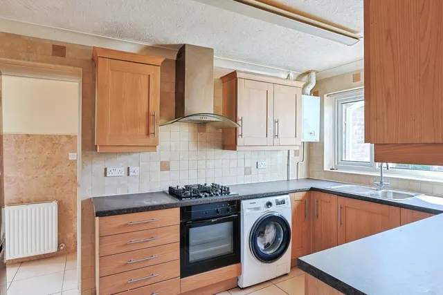 Bader Road, Canford Heath, BH17, photo 3