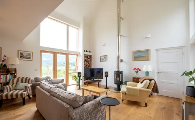 Photo 3 — Slumbay House, Church Street, Lochcarron, Strathcarron, IV54 8YP
