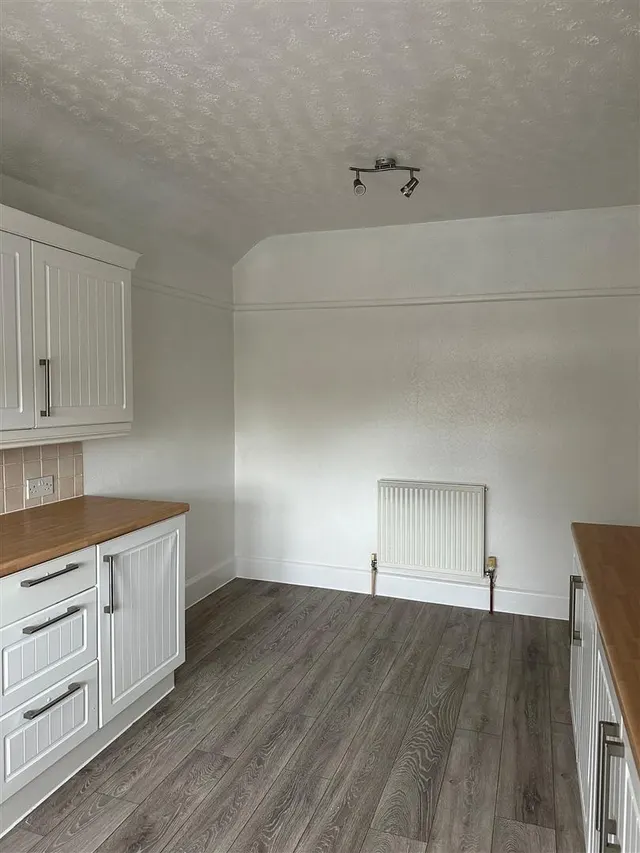 Photo 3 — De Lisle Road Bournemouth BH3 7NG