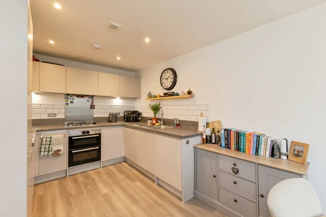 Muntjac Road, Bristol, BS40, photo 3