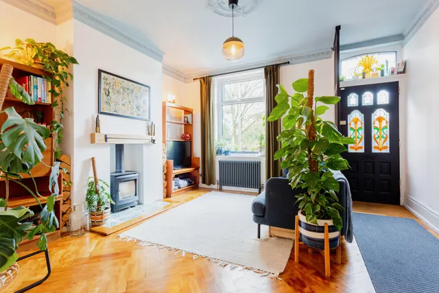 Mossley Road, Grasscroft Saddleworth, OL4, photo 2