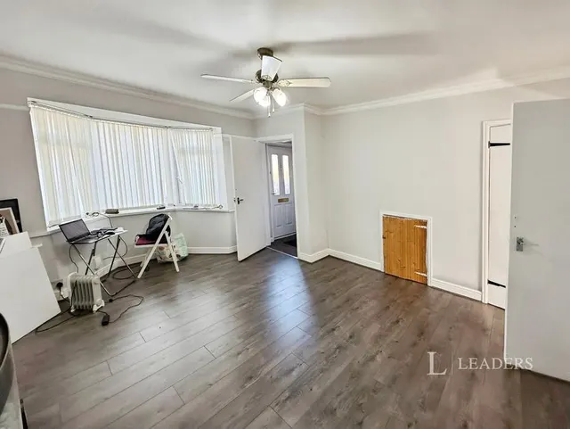 Swallowhurst Crescent, Liverpool, L11, photo 2