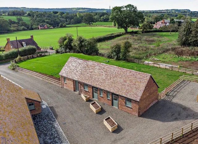 The Stables, Greete, SY8, photo 1