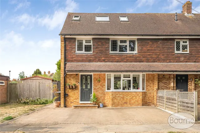 Juniper Close, Guildford, GU1, photo 1