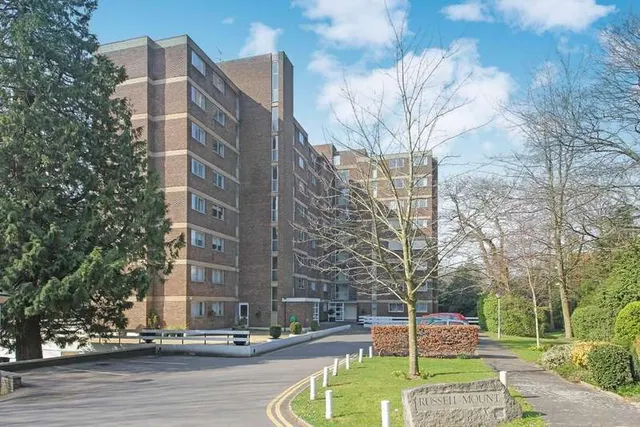 Branksome Wood Road, BH4, photo 1