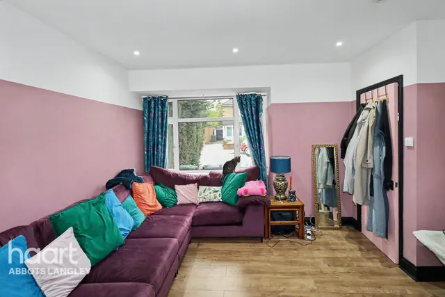 Briar Road, Watford, WD25, photo 3