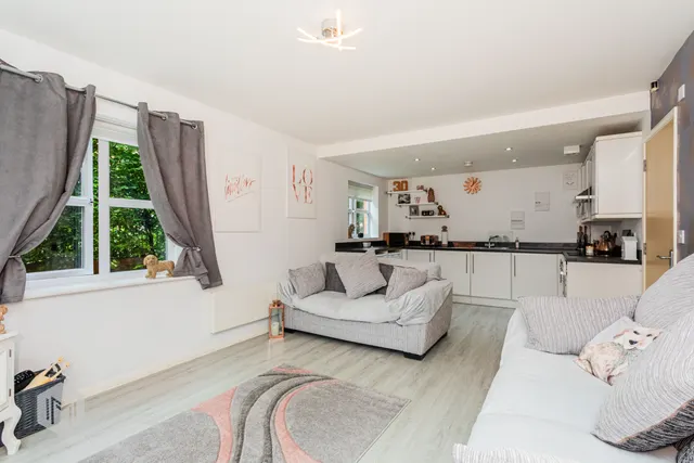 Photo 2 — Apartment 1, 26 Thorncroft Avenue, Astley, Manchester, M29 7TA
