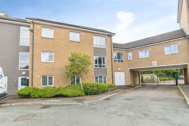 Bunkers Crescent, Bletchley, MK3, photo 1