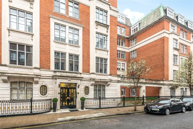 Hallam Street, Marylebone, W1W, photo 1