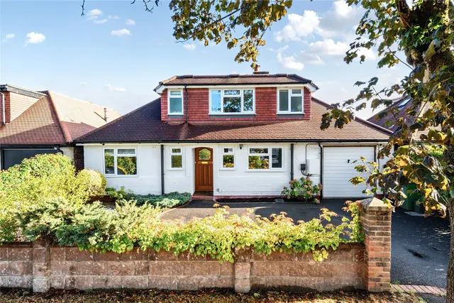 Maple Grove, Woking, GU22, photo 3