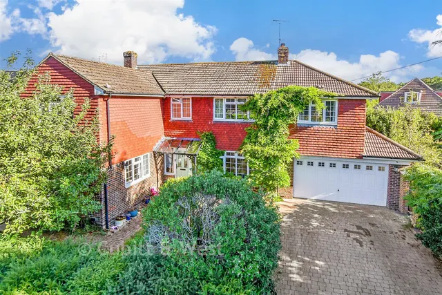 Hornbuckles Close, South Chailey, BN8, photo 1