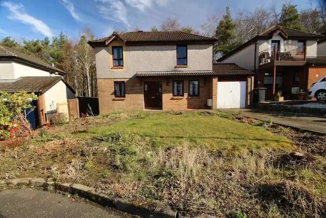 Braesburn Court, Whitelees, Cumbernauld, G67 3PU, photo 1
