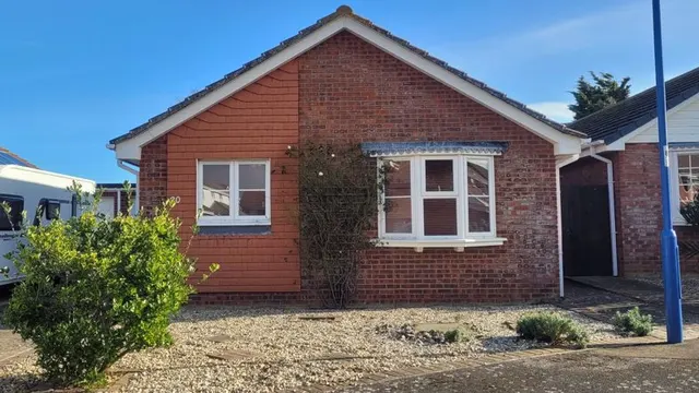 Photo 2 — Spinney Close Selsey, Chichester PO20 9JD