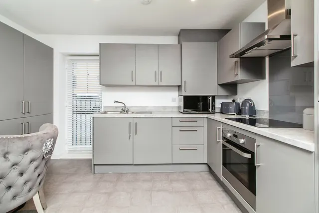 Cresswell Road, Swanscombe, DA10, photo 2