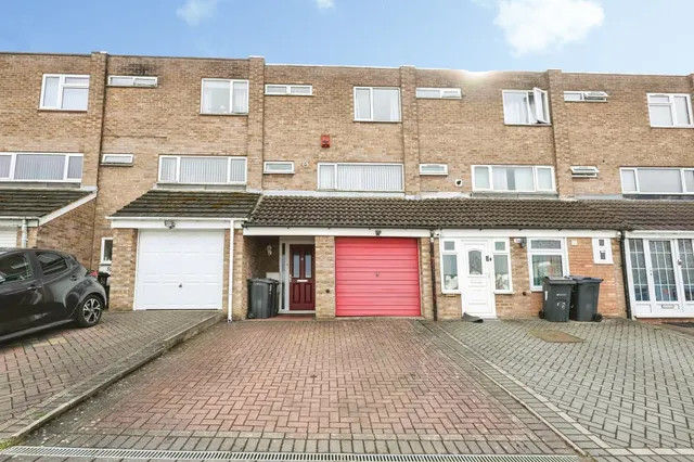 Kempton Park Road, Birmingham, B36, photo 1