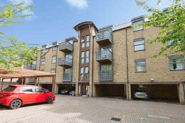 Abbey Road, BARKING, Essex, IG11, photo 1