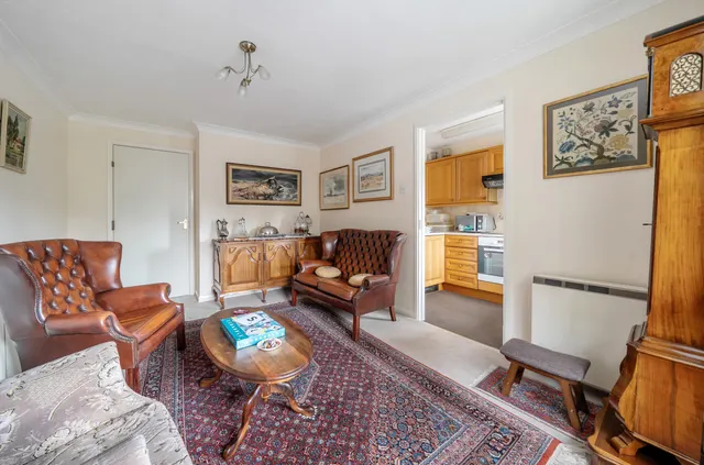 Ellingham Close, Alresford, SO24, photo 3