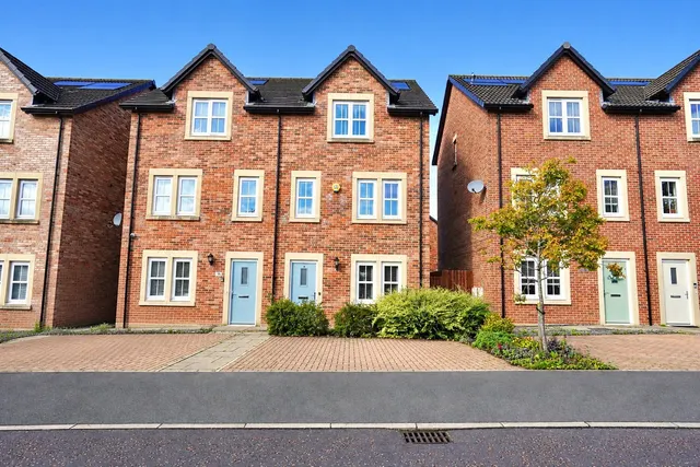 Birch Tree Way, Preston, PR4, photo 1