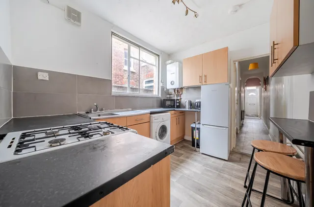 Eton Road, Southsea, PO5, photo 2