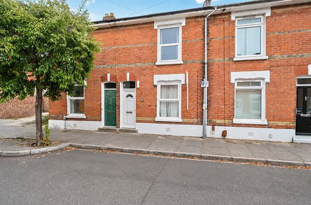 Eton Road, Southsea, PO5, photo 1