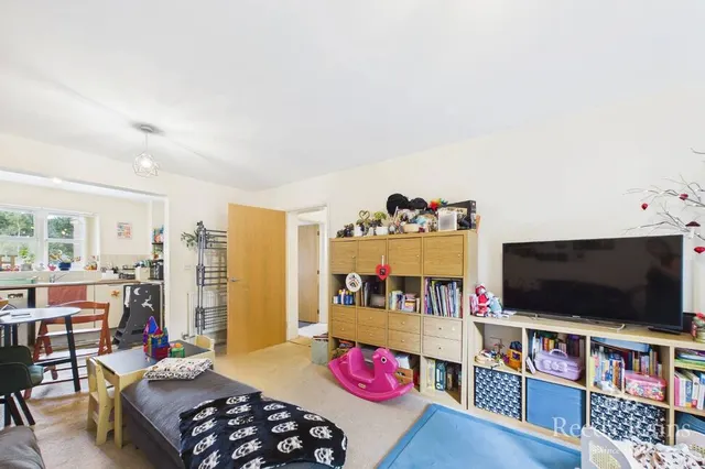 Photo 3 — Laithe Hall Avenue, Cleckheaton, West Yorkshire, BD19