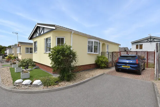 Residential Park, Caddington, photo 1