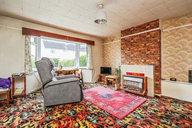 Photo 3 — Thistledown Road, Clifton, Nottingham, NG11