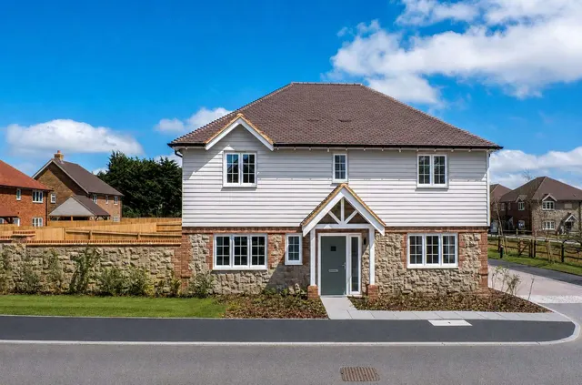 Photo 2 — Sutton Valence, North Street, Sutton Valence, Maidstone, ME17 3HS