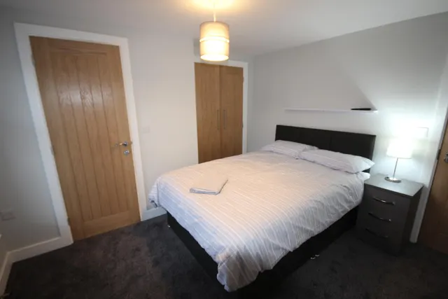 Belvedere Road, Burton upon Trent, DE13, photo 2