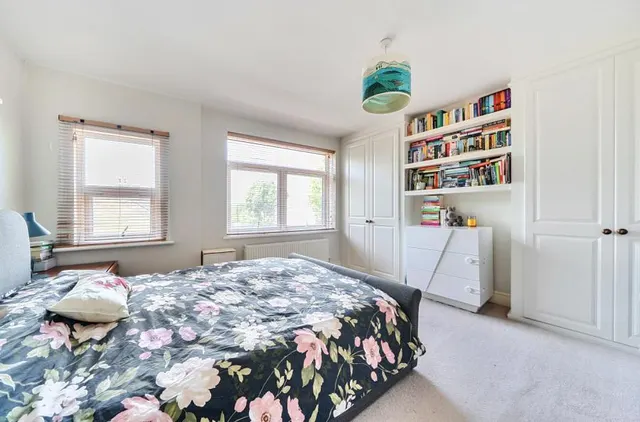 Calderon Road, London, E11, photo 3