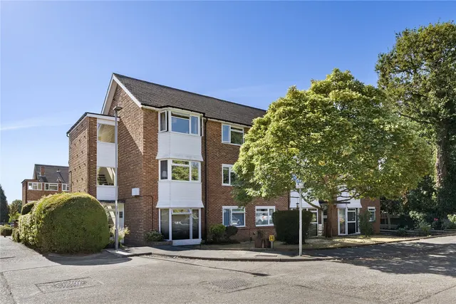 Oak Hill, Surbiton, KT6, photo 1