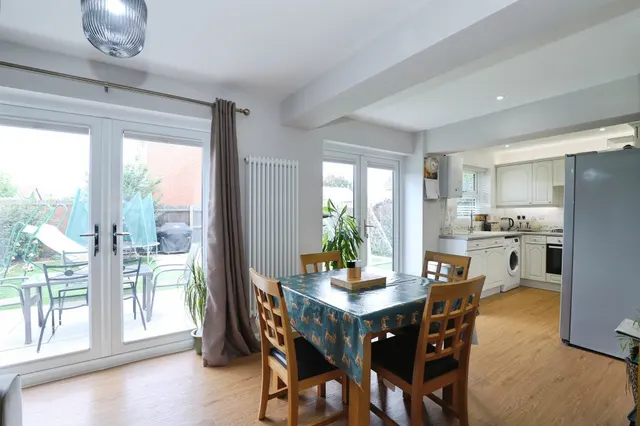 Dickens Drive, Stamford, PE9, photo 3